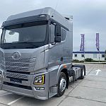 Седельный тягач FAW ORYX 4x2