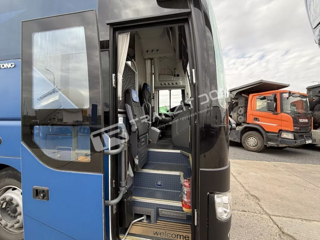 Автобус  YUTONG ZK6122H9 Арт: 2723